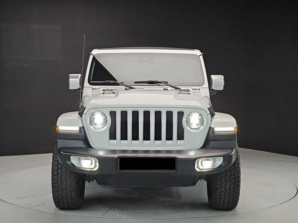 Jeep Wrangler — photo 02