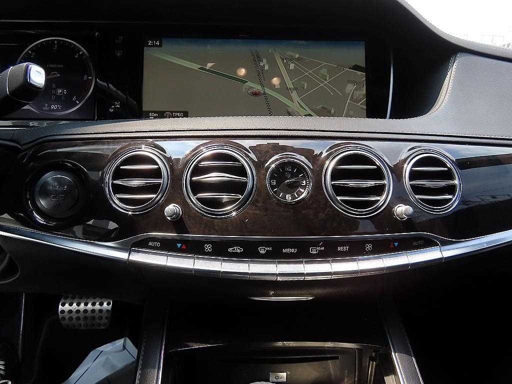 Mercedes-Benz S-Class — photo 15