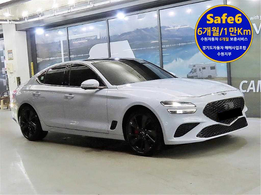 Genesis G70 — photo 01