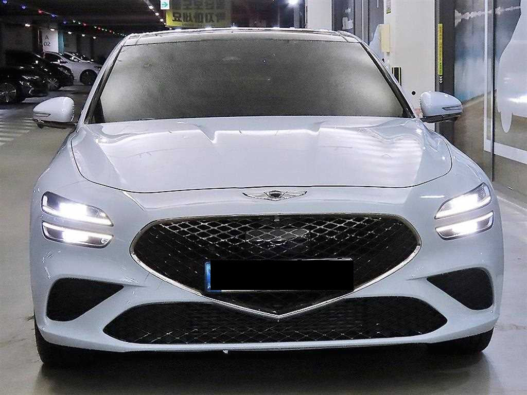 Genesis G70 — photo 02