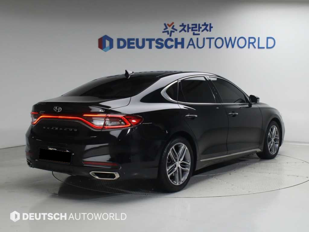 Hyundai Grandeur — photo 02