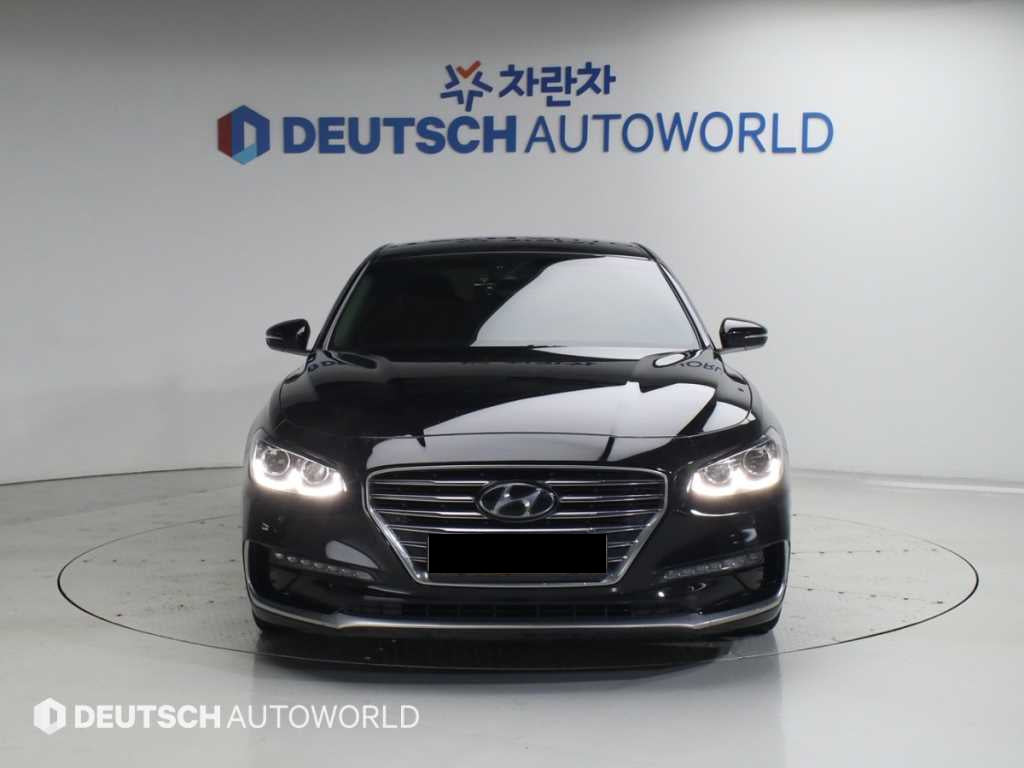 Hyundai Grandeur — photo 03