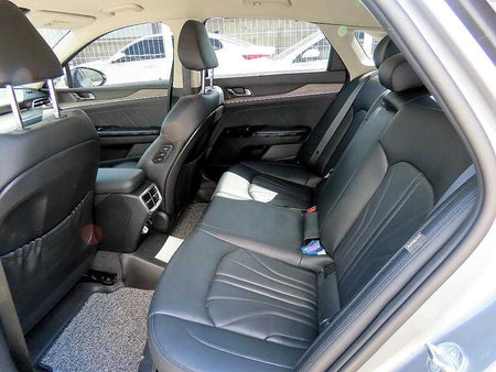 Kia K5 — photo 06