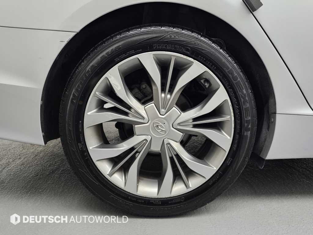 Hyundai Sonata — photo 05