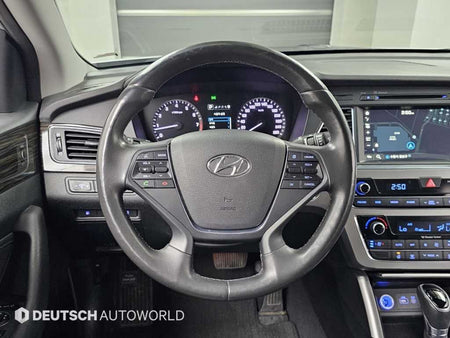 Hyundai Sonata — photo 13