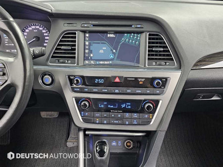 Hyundai Sonata — photo 14