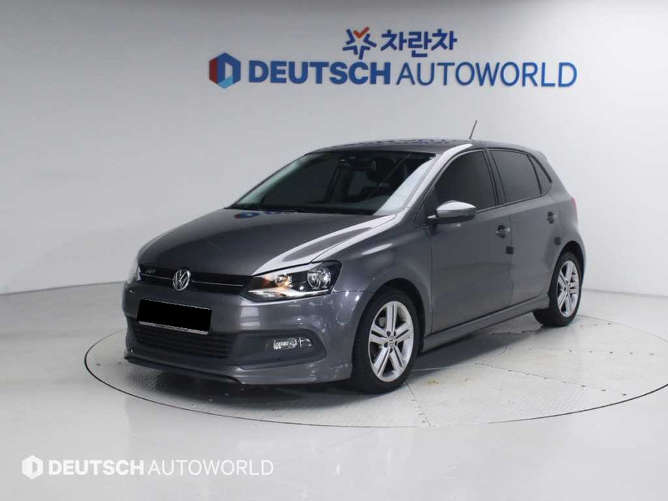 Volkswagen Polo — photo 01
