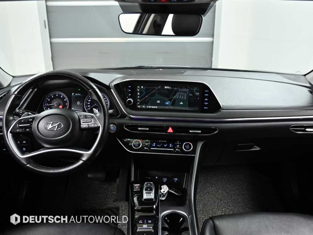Hyundai Sonata — photo 07