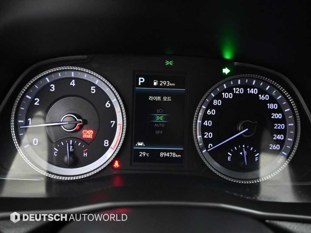 Hyundai Sonata — photo 08