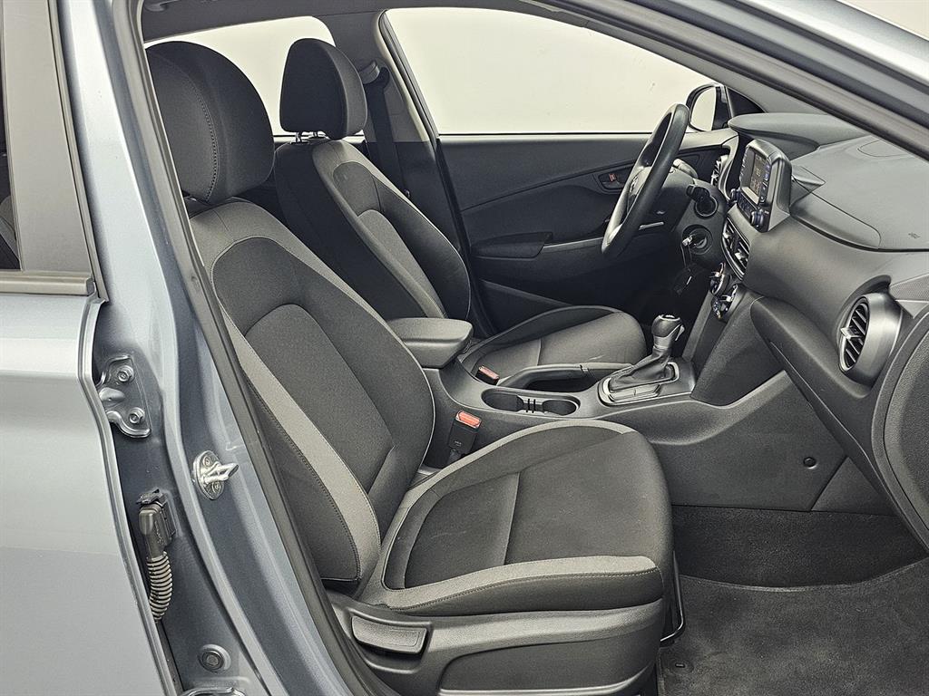 Hyundai Kona — photo 09