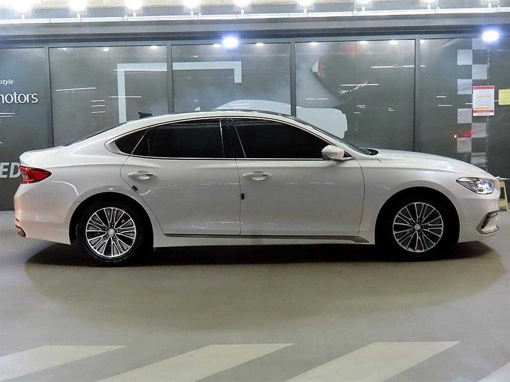 Hyundai Grandeur — photo 03