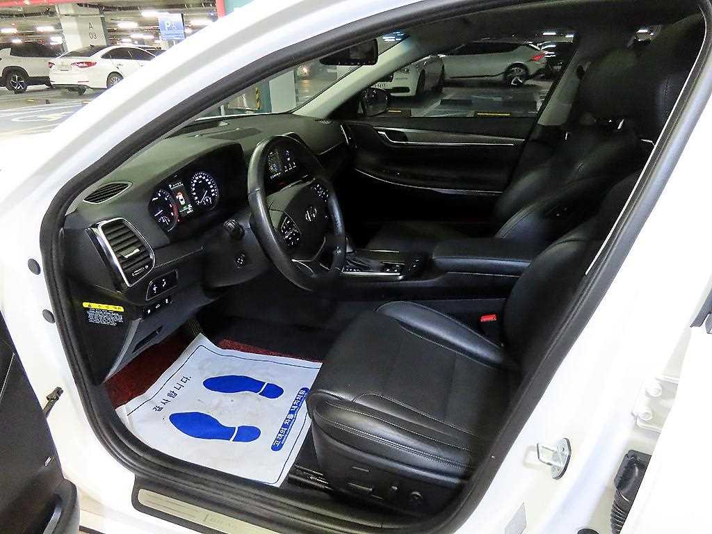 Hyundai Grandeur — photo 06