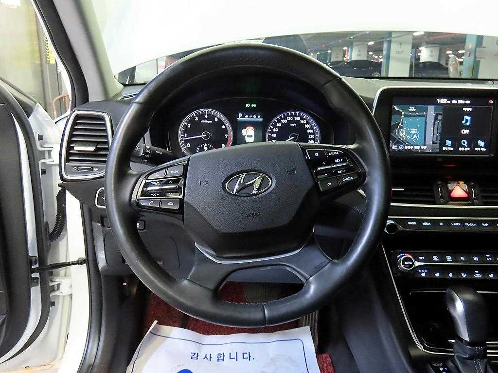Hyundai Grandeur — photo 08