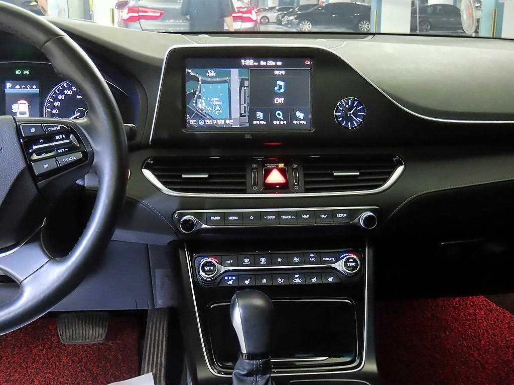 Hyundai Grandeur — photo 11