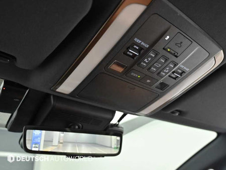 Toyota Alphard — photo 13