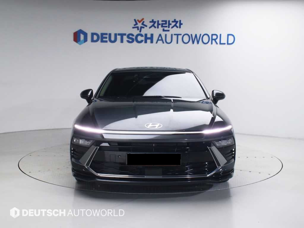 Hyundai Sonata — photo 03