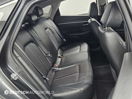 Hyundai Sonata — photo 12