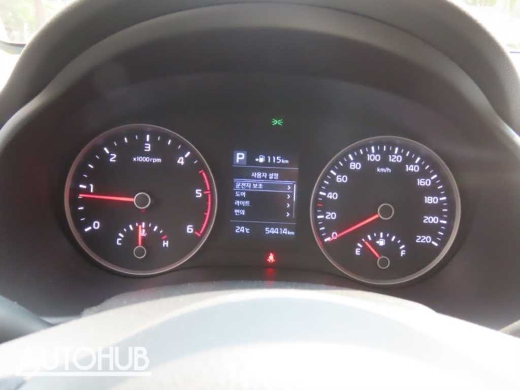 Kia Stonic — photo 05