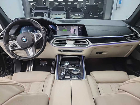 BMW X7 — photo 08