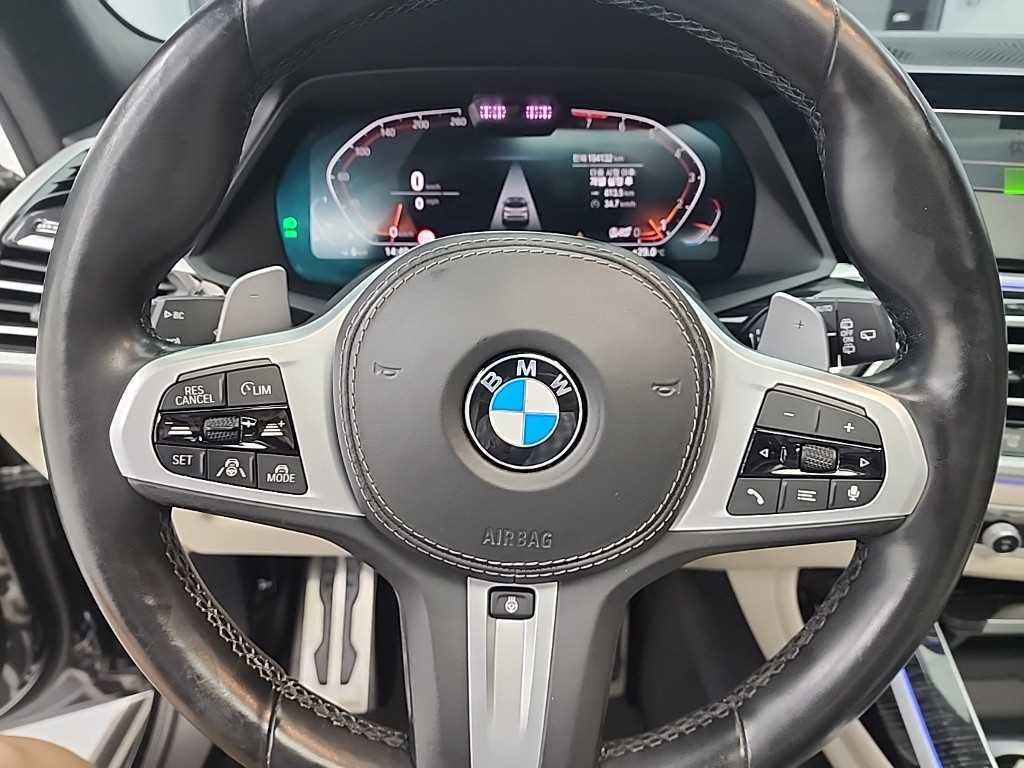 BMW X7 — photo 10