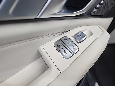 BMW X7 — photo 16