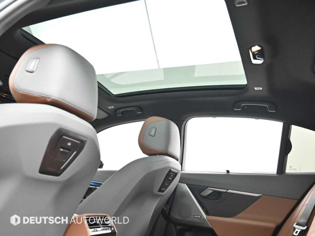 BMW 5-Series — photo 18