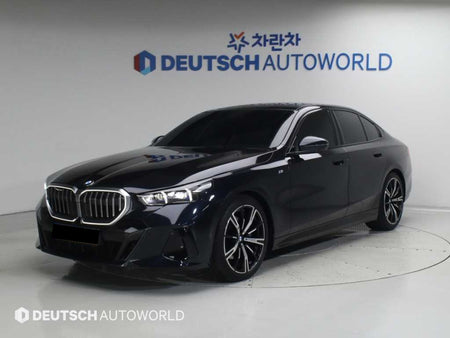 BMW 5-Series — photo 01