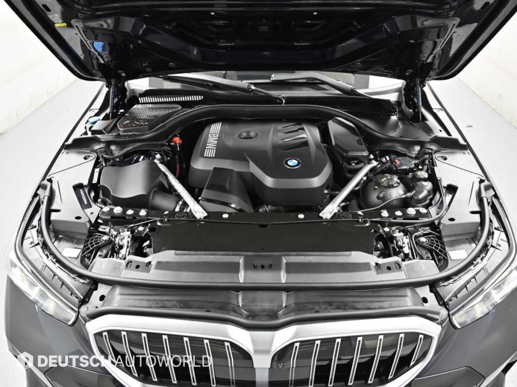 BMW 5-Series — photo 06