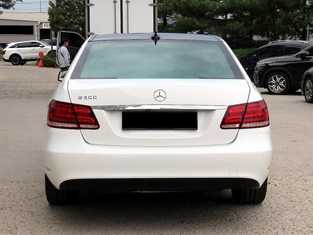 Mercedes-Benz E-Class — photo 04