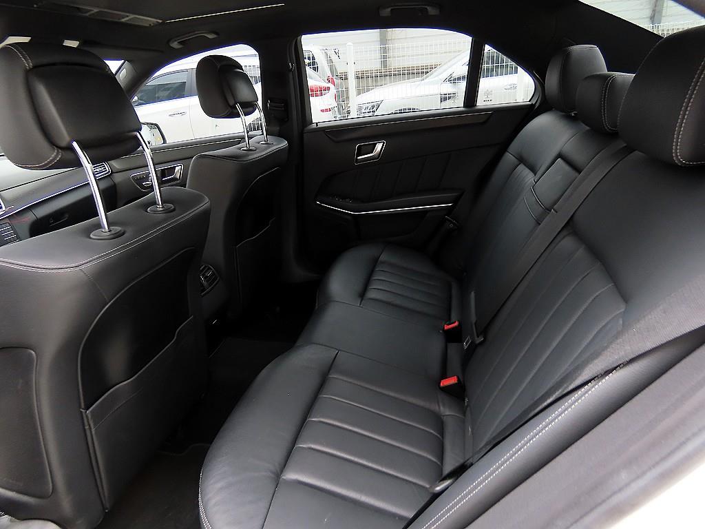 Mercedes-Benz E-Class — photo 06