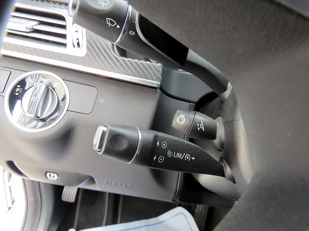 Mercedes-Benz E-Class — photo 12