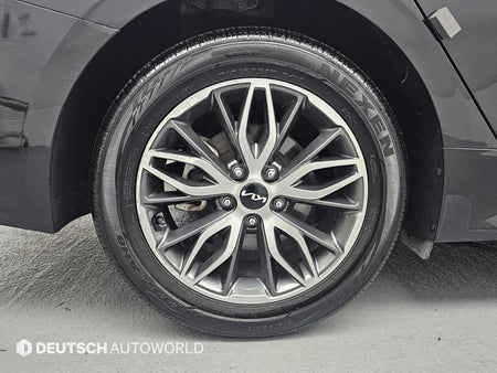 Kia K5 — photo 05