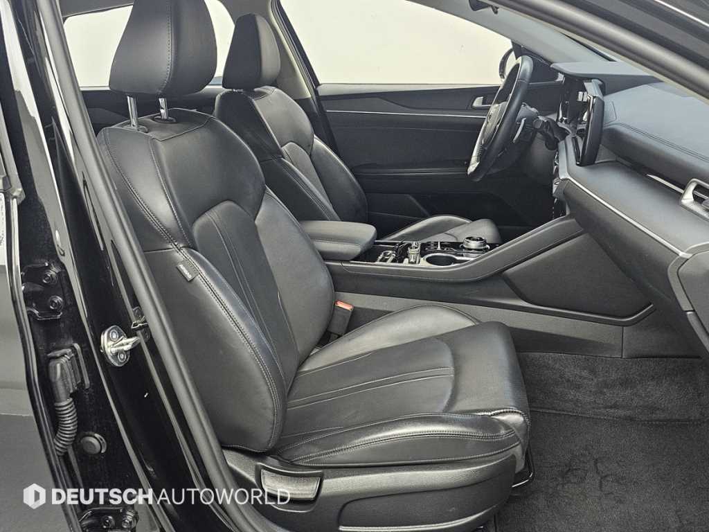 Kia K5 — photo 10