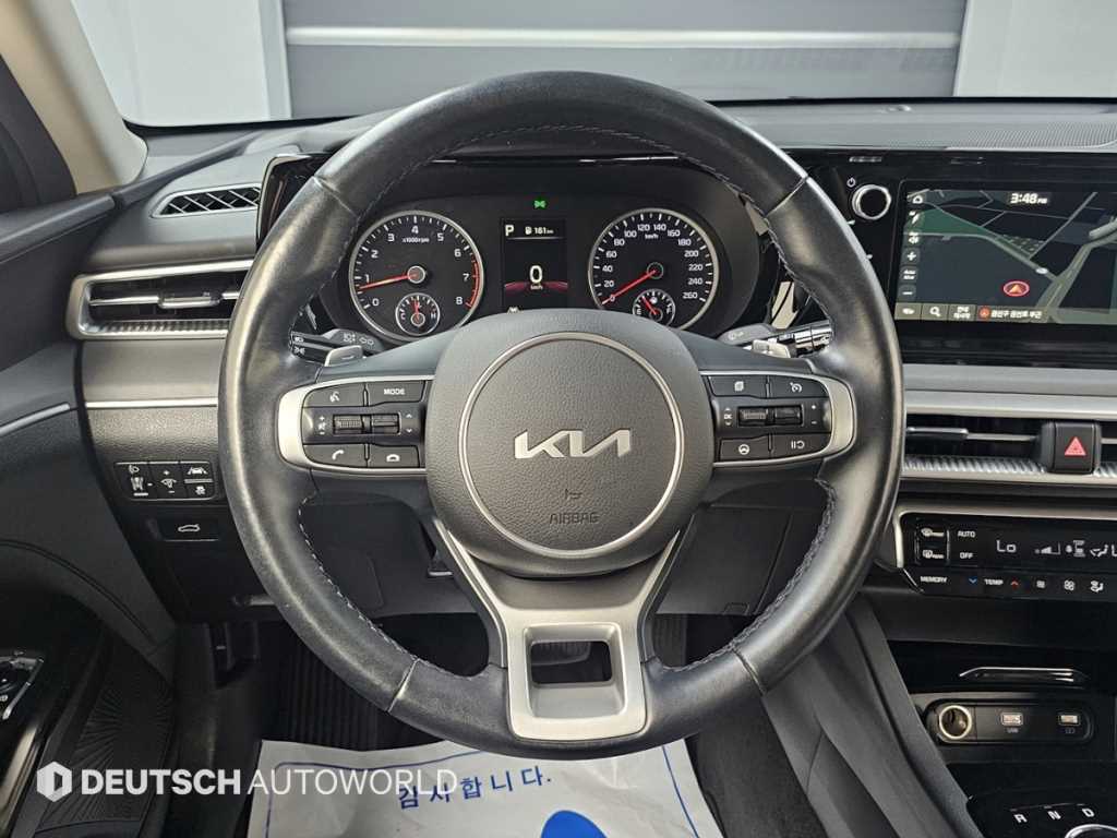 Kia K5 — photo 13