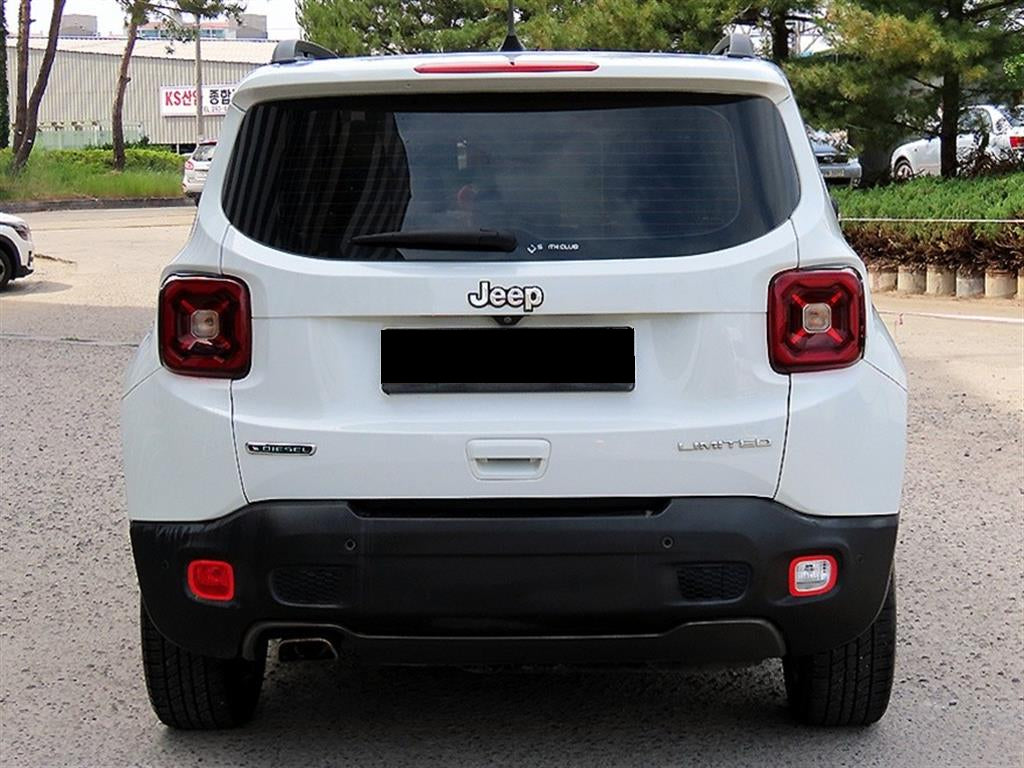 Jeep Renegade — photo 04