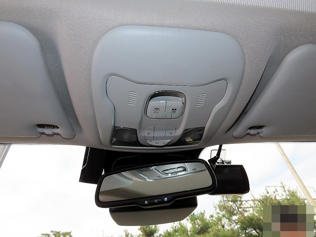 Jeep Renegade — photo 15