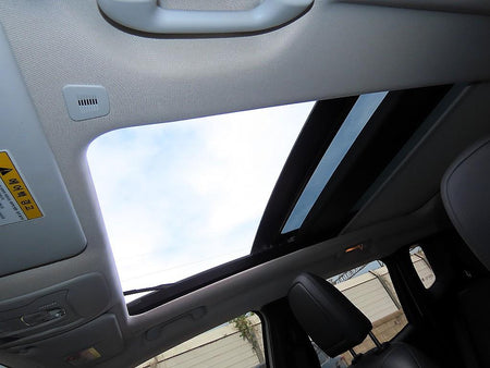 Jeep Renegade — photo 17