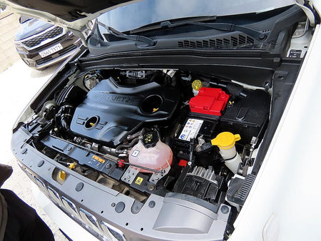 Jeep Renegade — photo 19