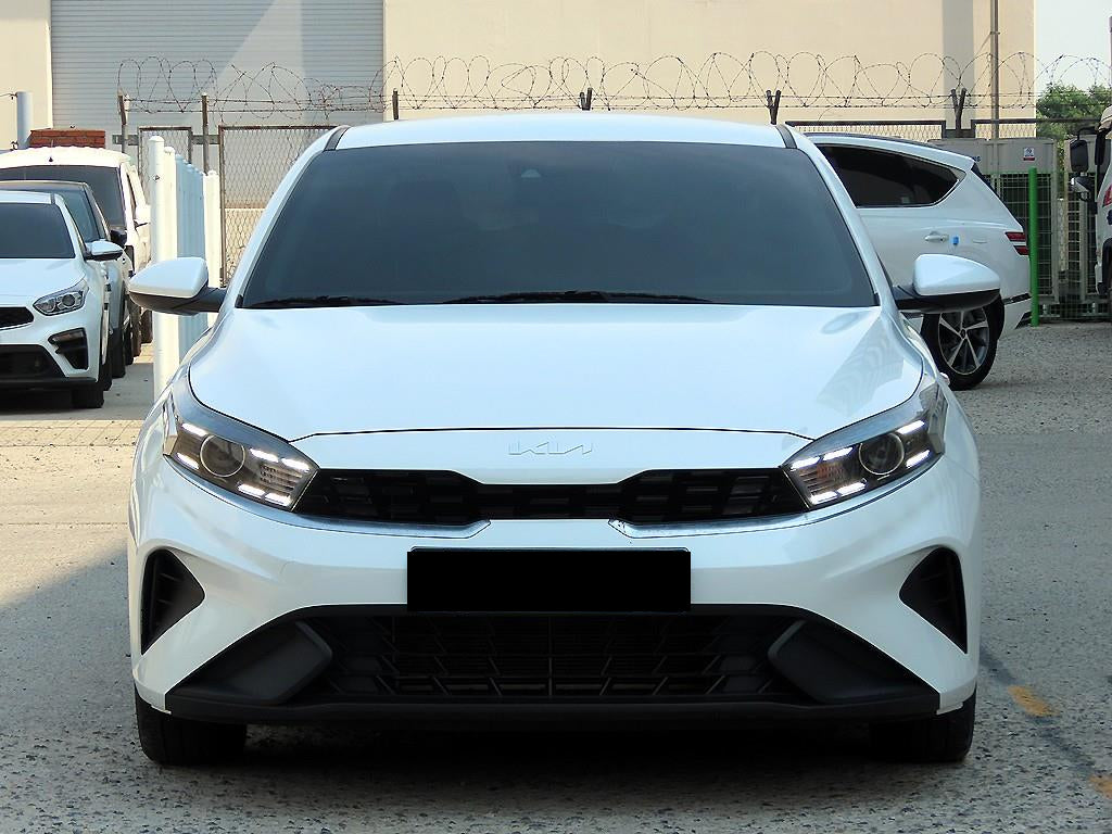 Kia K3 — photo 01