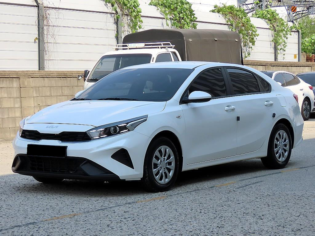 Kia K3 — photo 02