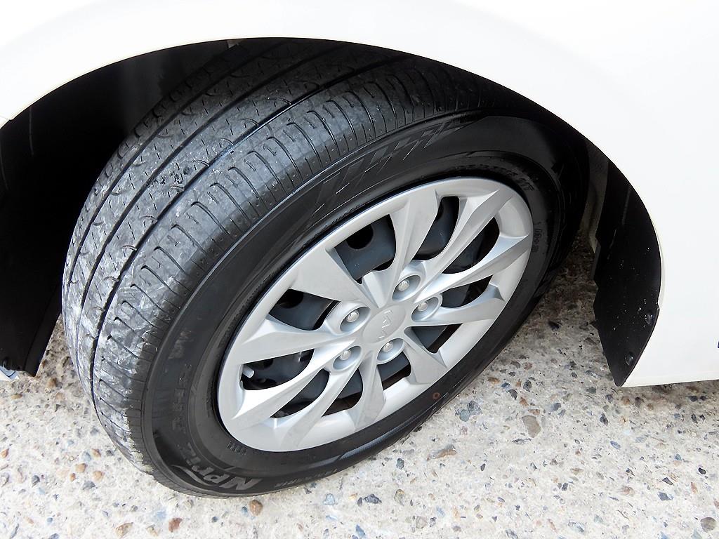 Kia K3 — photo 17
