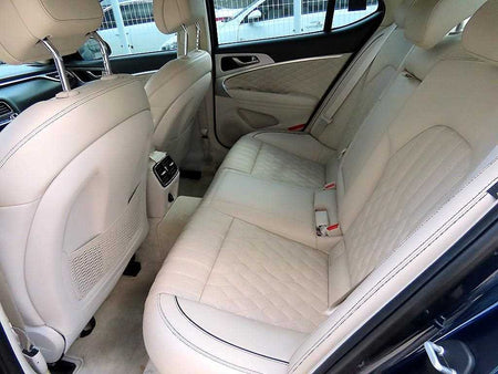 Genesis G70 — photo 06
