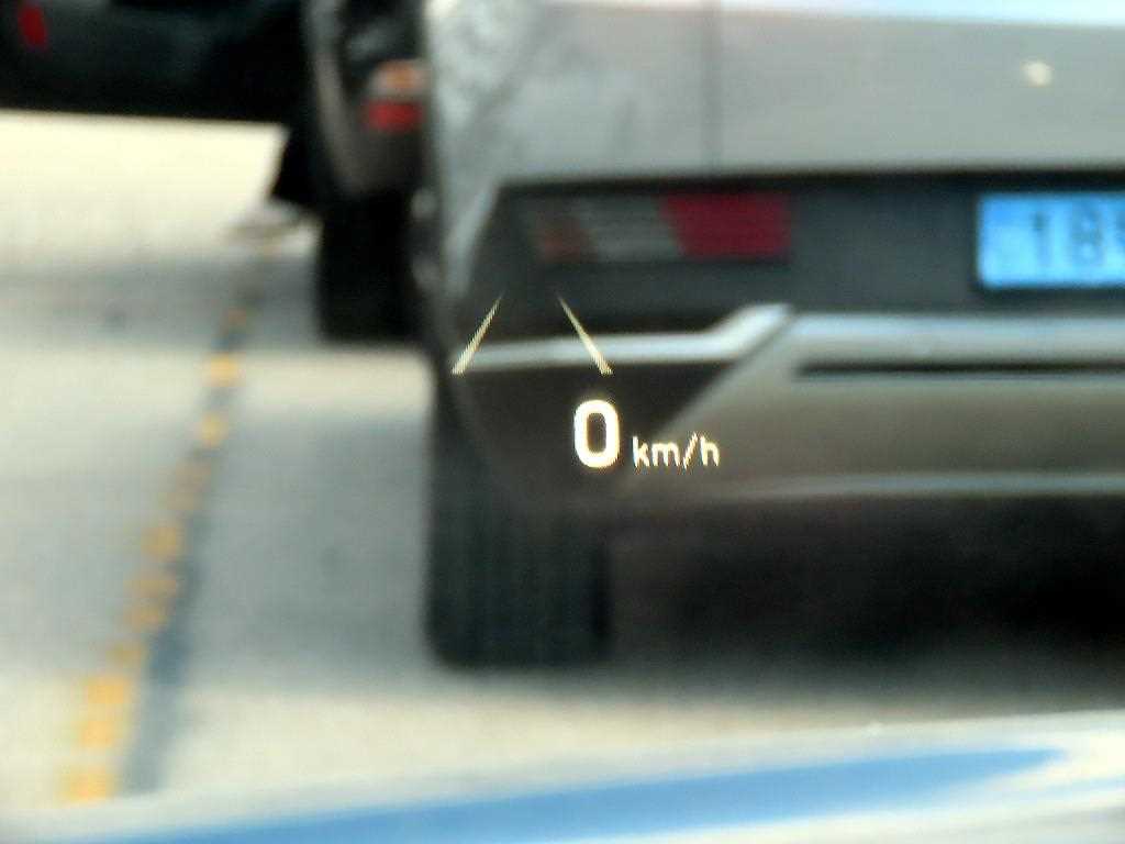 Genesis G70 — photo 10