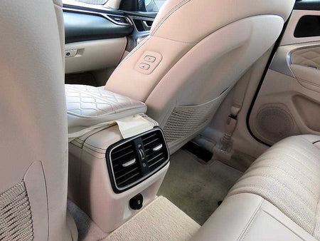 Genesis G70 — photo 16