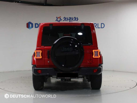 Jeep Wrangler — photo 04