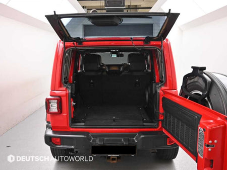 Jeep Wrangler — photo 19