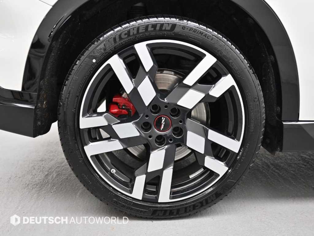Mini Countryman — photo 05