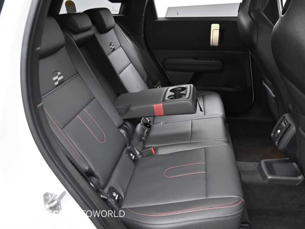 Mini Countryman — photo 12