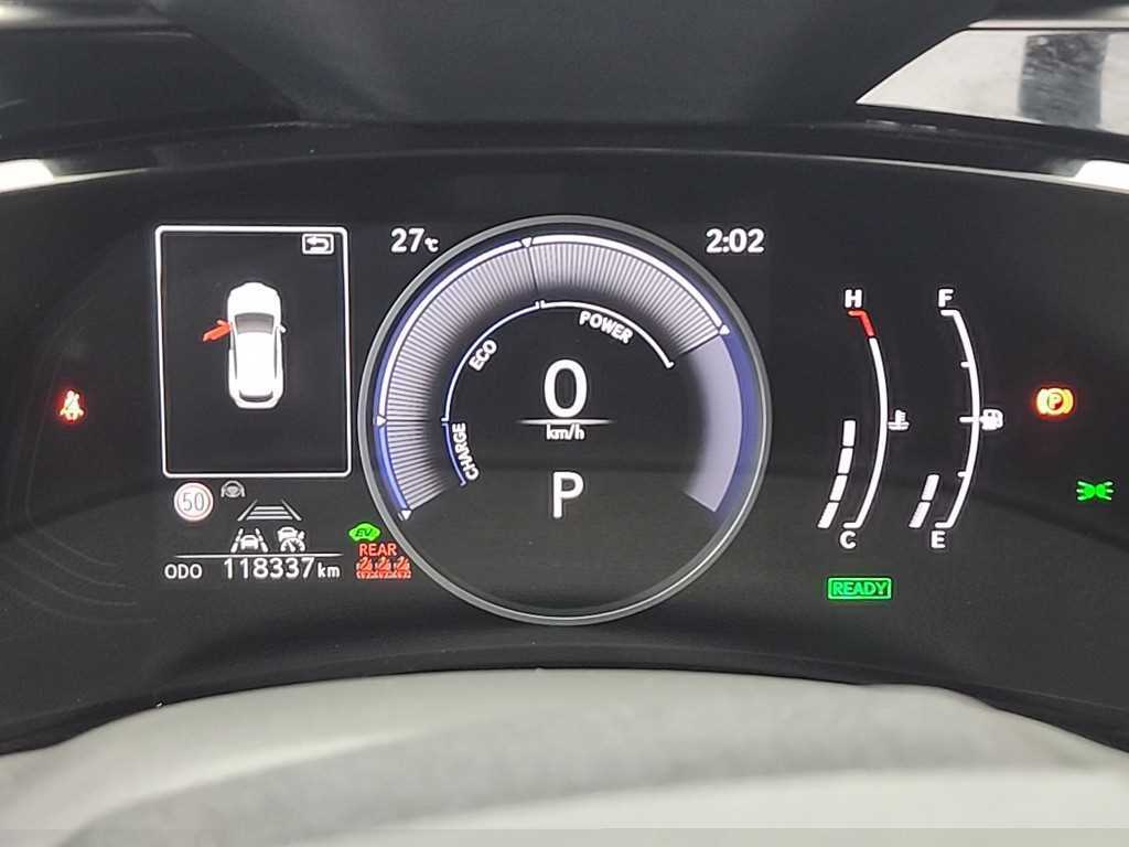 Lexus NX — photo 06