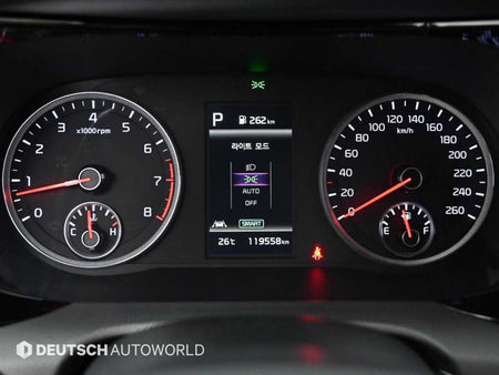 Kia K5 — photo 08